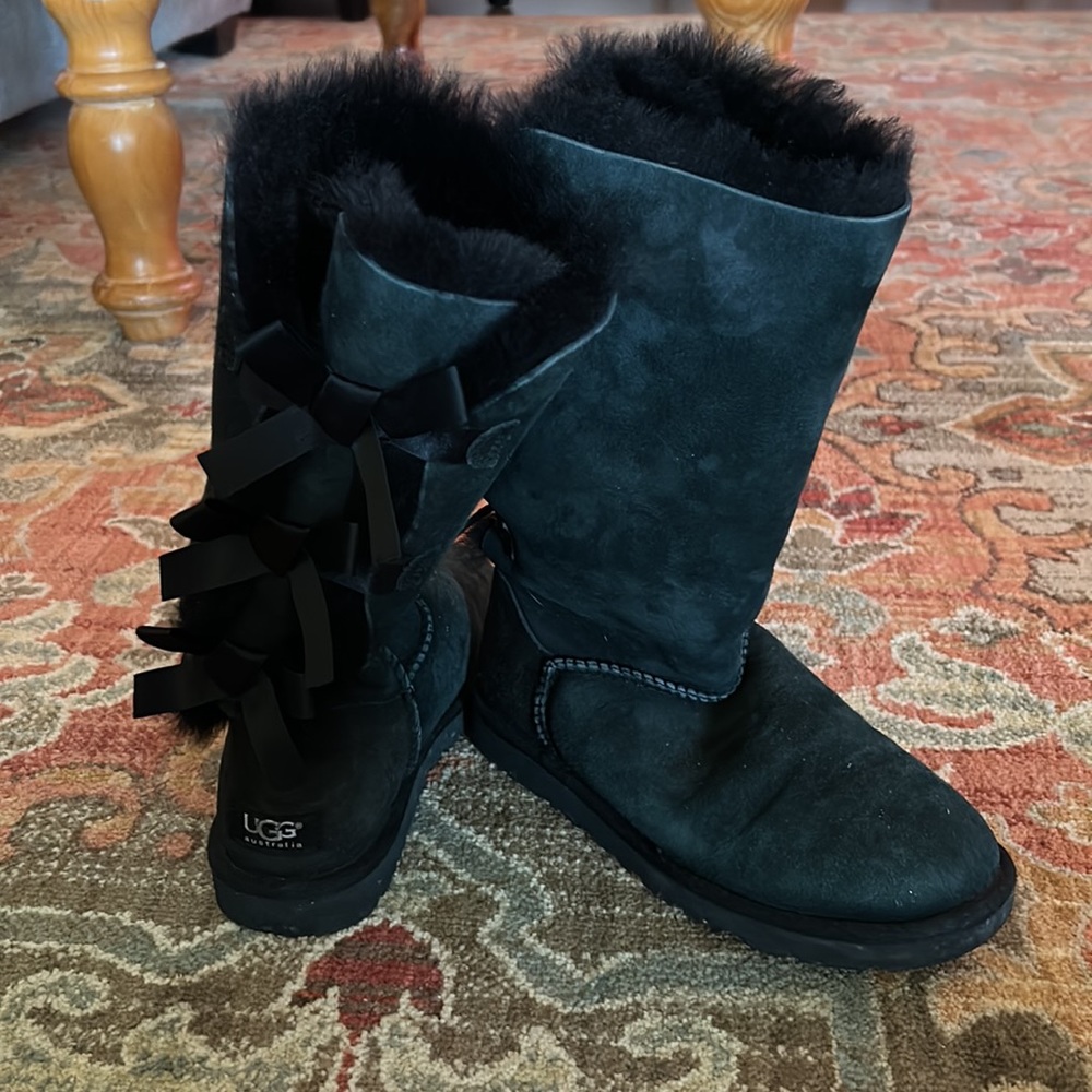 Ugg black boots